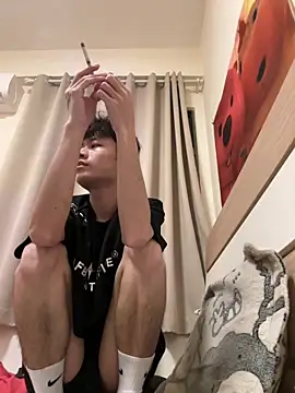 sexyboy-3525 online show from June 13, 2026, 12:25 pm