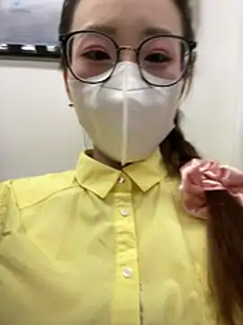 Snapshot of meimeibuguai chatting on July 8, 2026, 12:31 pm meimeibuguai online show from July 8, 2026, 12:31 pm
