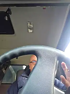 Cristo1982 online show from April 2, 2026, 4:43 am