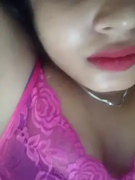 Snapshot of priyahot2001 chatting on April 26, 2026, 5:54 pm priyahot2001 online show from April 26, 2026, 5:54 pm