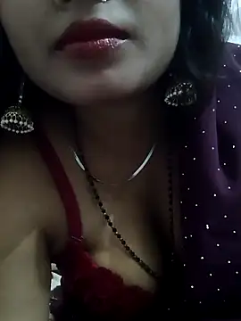 Snapshot of priyahot2001 chatting on May 1, 2026, 10:09 am priyahot2001 online show from May 1, 2026, 10:09 am