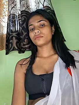 Snapshot of sexy__Valentine chatting on June 24, 2026, 8:24 am sexy Valentine online show from June 24, 2026, 8:24 am