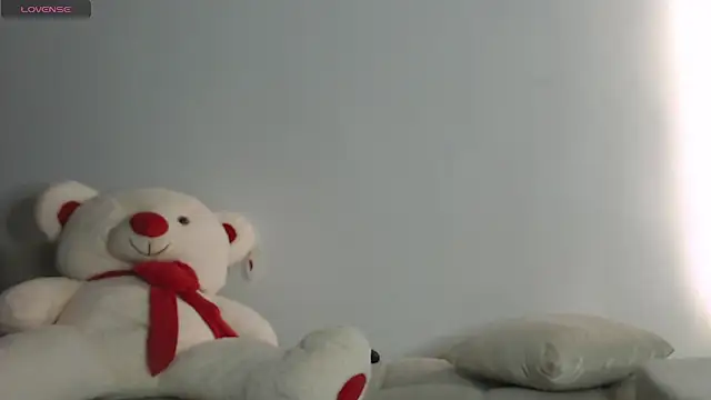 Snapshot of MissDolluxe chatting on June 26, 2026, 2:38 am MissDolluxe online show from June 26, 2026, 2:38 am