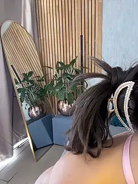EmmaVonn online show from June 19, 2026, 7:39 pm