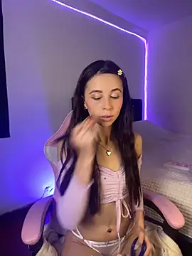 Snapshot of its_Lia_1 chatting on April 10, 2026, 2:00 pm its Lia 1 online show from April 10, 2026, 2:00 pm