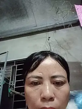 Snapshot of -Hami- chatting on June 3, 2026, 5:40 pm -Hami- online show from June 3, 2026, 5:40 pm