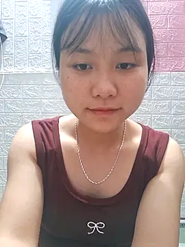 -Cidy- online show from April 3, 2026, 4:43 am