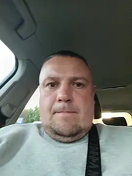 Jedrullo online show from May 17, 2026, 3:48 am