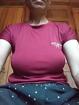   Ruby01   online show from June 22, 2026, 3:36 am