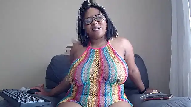 Snapshot of xxZoeyx chatting on March 21, 2026, 9:47 am xxZoeyx online show from March 21, 2026, 9:47 am