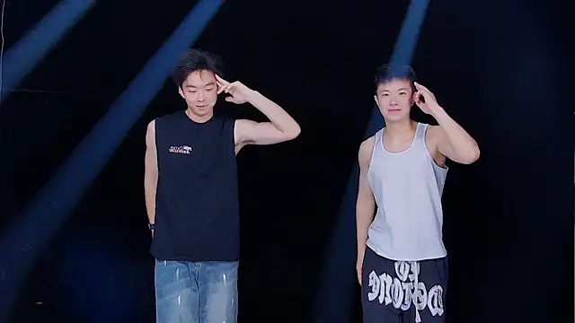KOboys-818 online show from July 18, 2026, 3:33 am