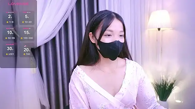 Lu Ly22 online show from June 20, 2026, 1:03 pm