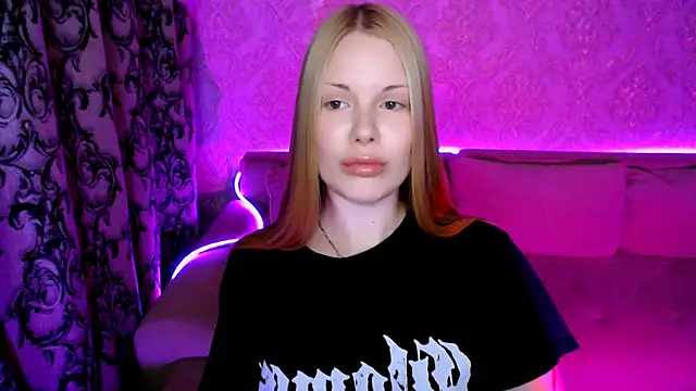 Snapshot of CaseySykes chatting on July 17, 2026, 7:41 pm CaseySykes online show from July 17, 2026, 7:41 pm