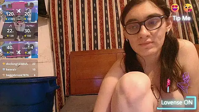 Snapshot of Ellaa_honey chatting on June 28, 2026, 3:34 am Ellaa honey online show from June 28, 2026, 3:34 am