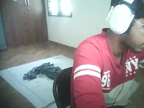 Snapshot of letsplaygame chatting on May 11, 2026, 5:46 am letsplaygame online show from May 11, 2026, 5:46 am