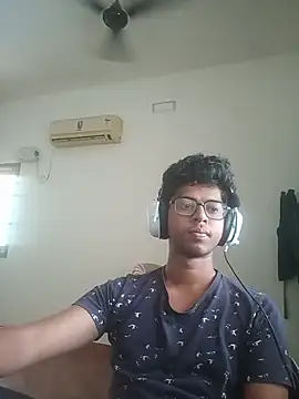 letsplaygame online show from July 7, 2026, 7:23 am