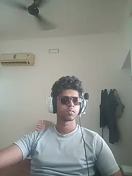letsplaygame online show from July 8, 2026, 7:02 am