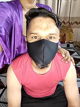 sexy couple-777 online show from April 1, 2026, 6:38 pm