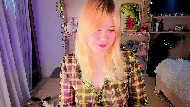 unburnedgirl online show from April 4, 2026, 3:38 am