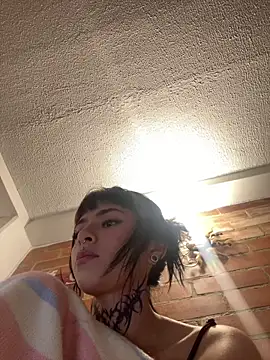 Snapshot of Babeel_ chatting on May 26, 2026, 10:17 pm Babeel online show from May 26, 2026, 10:17 pm