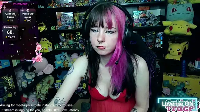 CutieTracer online show from May 30, 2026, 3:42 pm