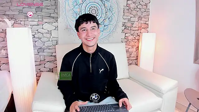 Snapshot of Taylor_Brooks chatting on May 14, 2026, 6:15 pm Taylor Brooks online show from May 14, 2026, 6:15 pm