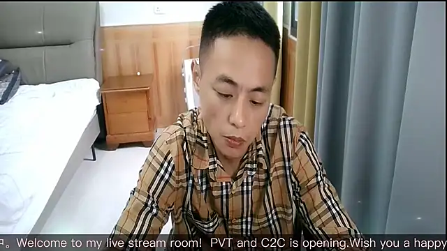 Snapshot of davidboys chatting on June 1, 2026, 7:21 am davidboys online show from June 1, 2026, 7:21 am
