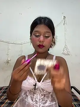 Cutiepie- online show from May 31, 2026, 5:31 pm