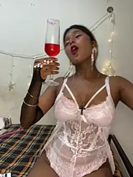 Cutiepie- online show from May 31, 2026, 6:09 pm