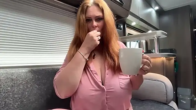 Snapshot of BustySwingingSlut chatting on May 16, 2026, 9:06 am BustySwingingSlut online show from May 16, 2026, 9:06 am
