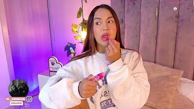 Snapshot of angelicaa_garcia chatting on July 22, 2026, 11:35 am angelicaa garcia online show from July 22, 2026, 11:35 am