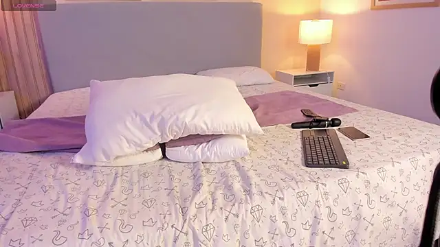 Moon of Hades online show from April 11, 2026, 7:45 am