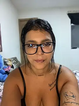 Snapshot of Mia_milf_x chatting on May 22, 2026, 11:10 pm Mia milf x online show from May 22, 2026, 11:10 pm