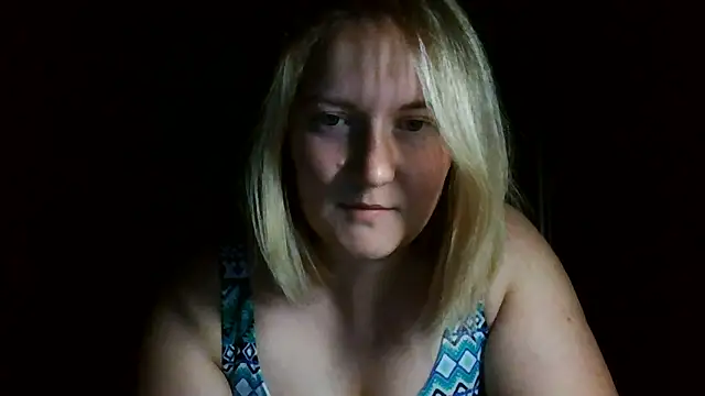 TinaKittyX online show from June 14, 2026, 8:44 pm
