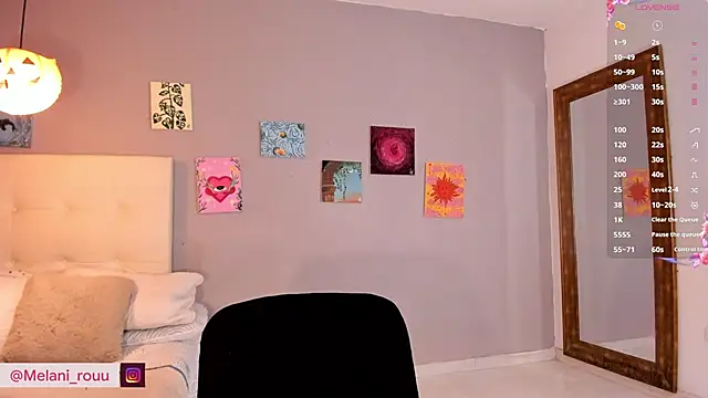 Snapshot of Melaniaa_Roussee chatting on June 11, 2026, 2:22 am Melaniaa Roussee online show from June 11, 2026, 2:22 am