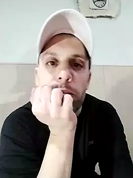 Snapshot of elcapitanromeo chatting on June 20, 2026, 1:52 am elcapitanromeo online show from June 20, 2026, 1:52 am