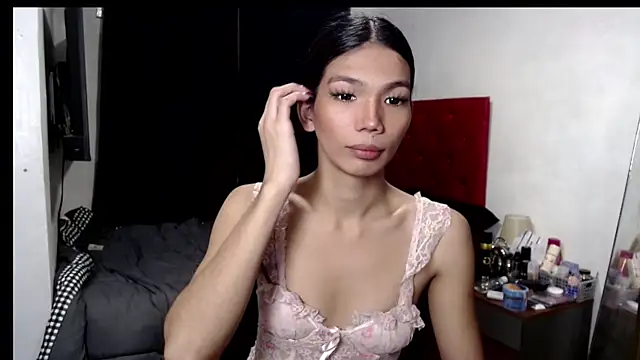 Snapshot of hikarilust23xx chatting on May 27, 2026, 7:11 pm hikarilust23xx online show from May 27, 2026, 7:11 pm