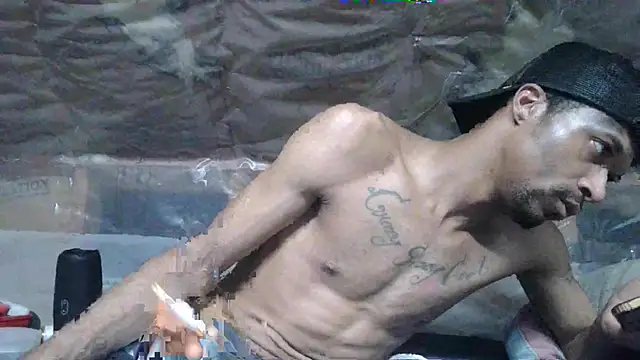 JRNBLU44 online show from April 24, 2026, 10:12 pm