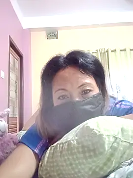 Bristy BigBoobs online show from May 1, 2026, 1:59 pm