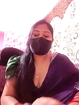 Snapshot of Pinki-girl chatting on April 13, 2026, 5:24 am Pinki-girl online show from April 13, 2026, 5:24 am