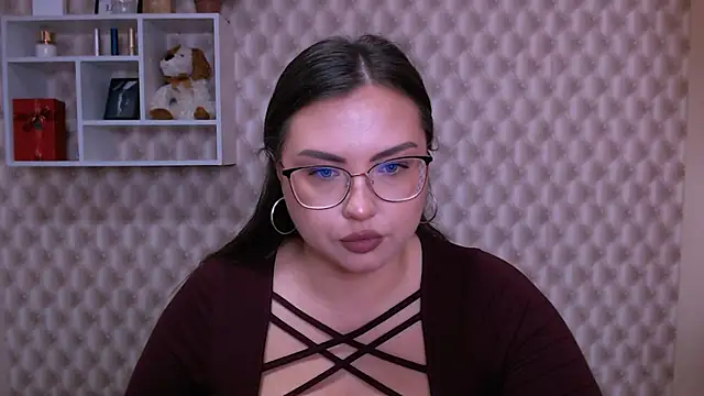 Snapshot of AminaSoul_ chatting on April 6, 2026, 6:47 am AminaSoul online show from April 6, 2026, 6:47 am