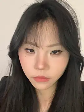 Lina 577 online show from April 8, 2026, 6:46 am