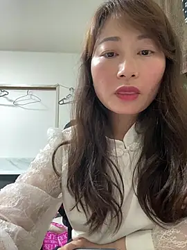 Snapshot of Ava_xxx chatting on April 10, 2026, 11:04 am Ava xxx online show from April 10, 2026, 11:04 am