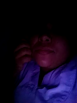 gxvimu online show from May 5, 2026, 5:04 am