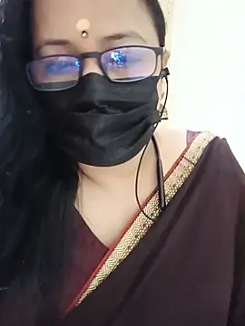 Snapshot of monisha_cam chatting on July 12, 2026, 6:32 pm monisha cam online show from July 12, 2026, 6:32 pm