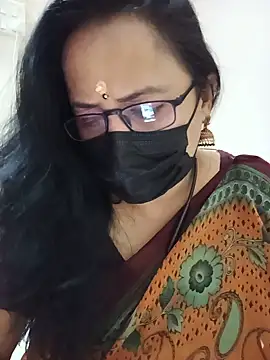 Snapshot of monisha_cam chatting on July 15, 2026, 6:13 pm monisha cam online show from July 15, 2026, 6:13 pm