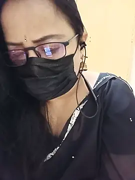 Snapshot of monisha_cam chatting on August 2, 2026, 7:01 pm monisha cam online show from August 2, 2026, 7:01 pm