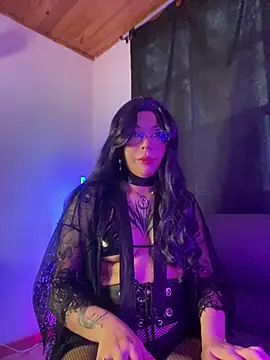 kaoriabyzz  online show from July 18, 2026, 8:34 pm