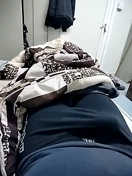 samosa7678 online show from April 21, 2026, 12:44 pm