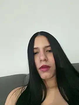 IsabelaRivers online show from May 20, 2026, 4:18 am
